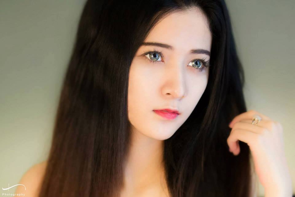 Melly Do，越南美女DJ私房美图