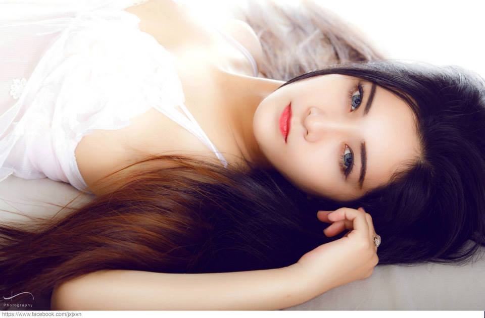 Melly Do，越南美女DJ私房美图