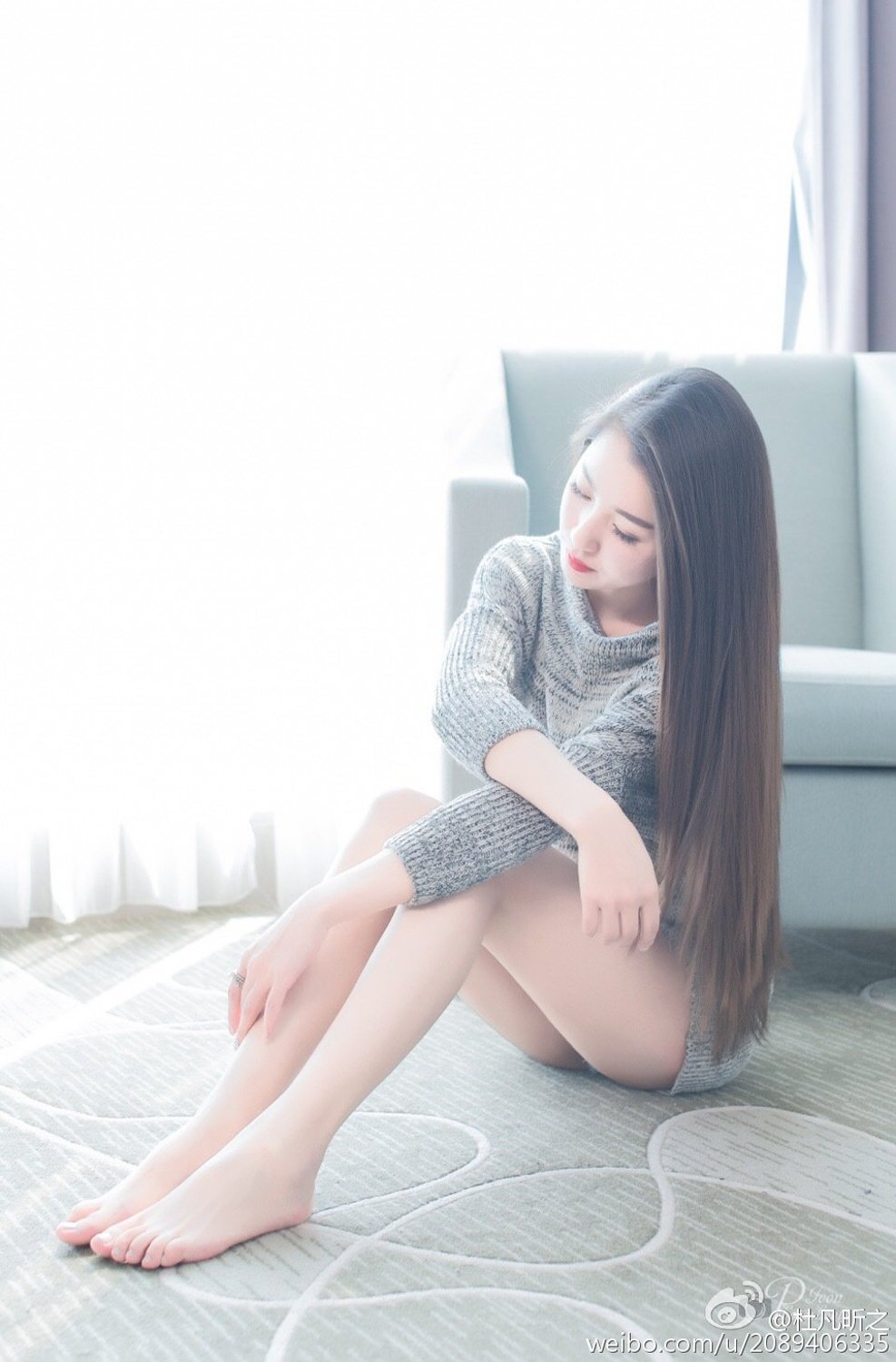 杜凡昕之- 美女校花外拍冷艳写真