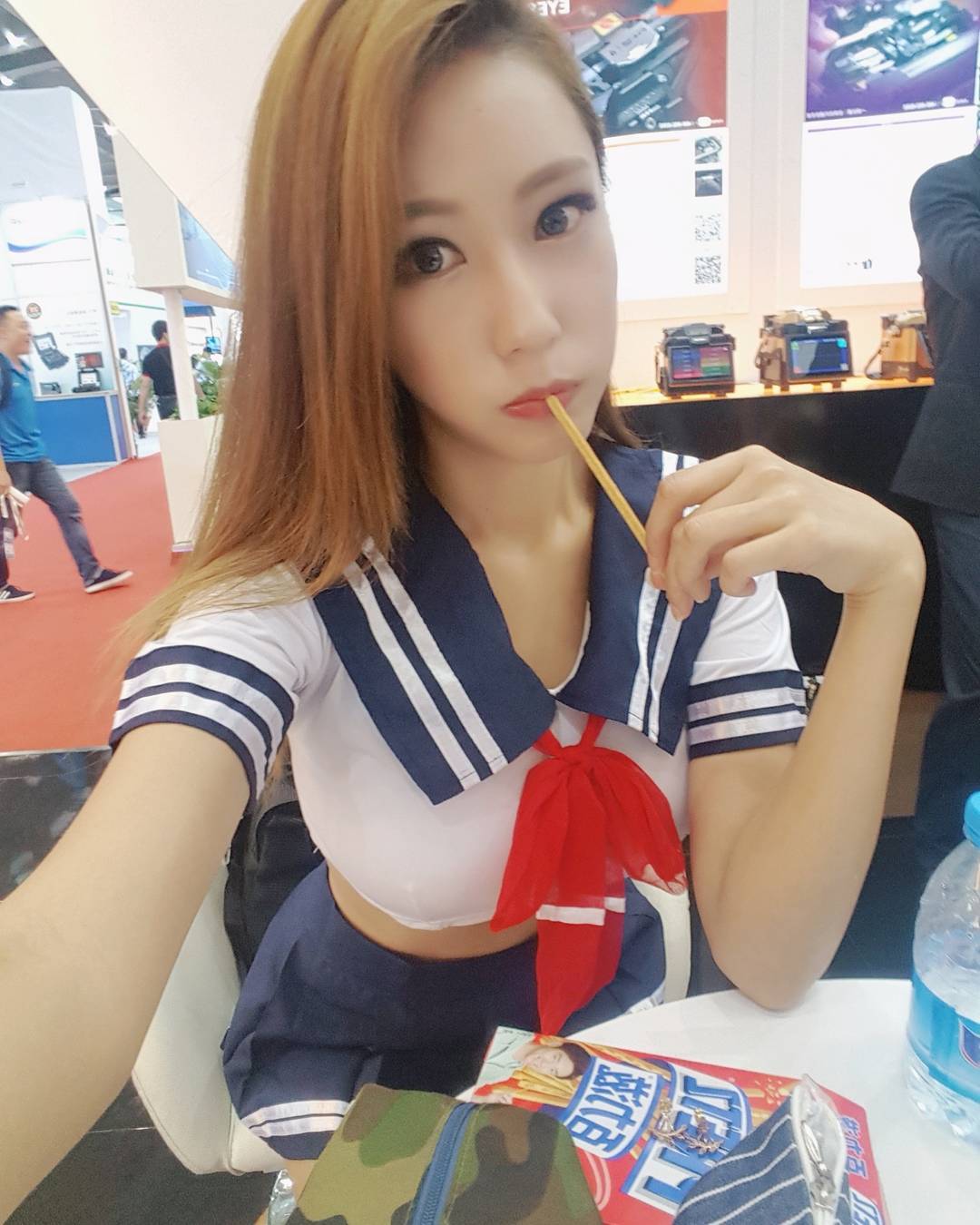 金泰熙(꽃태희)- 南韩美艳车模身材脸蛋超棒