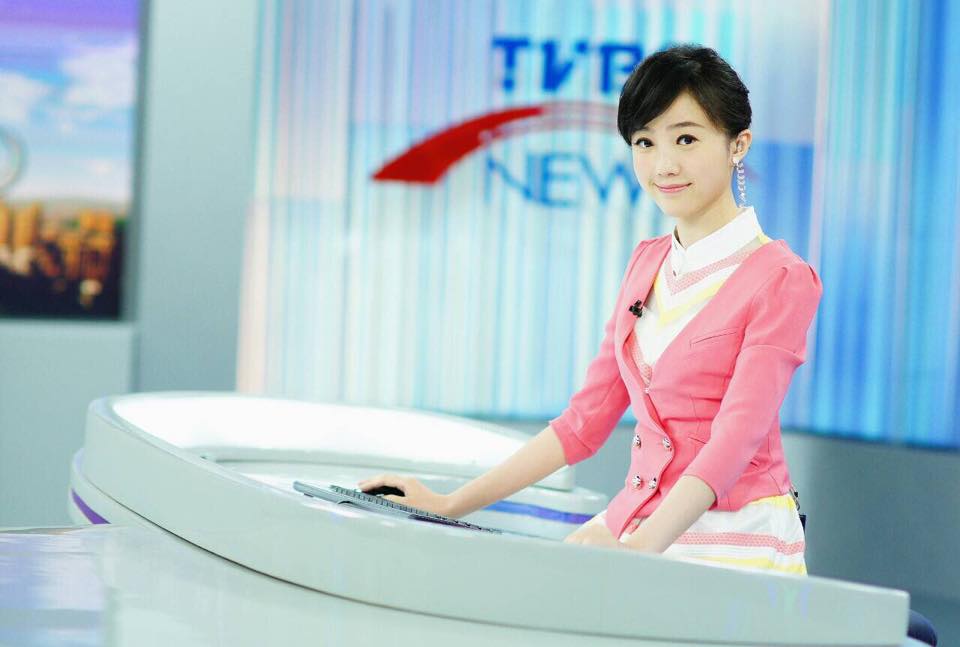 蔡宜静- TVBS人气女主播FB私房照