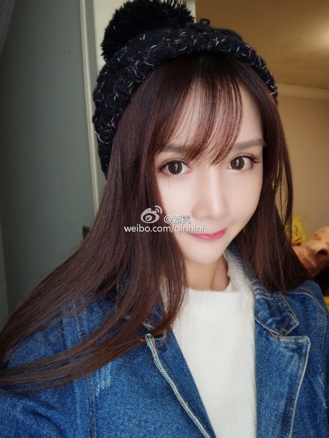 覃霓Niki- 草根美女玩家私房照