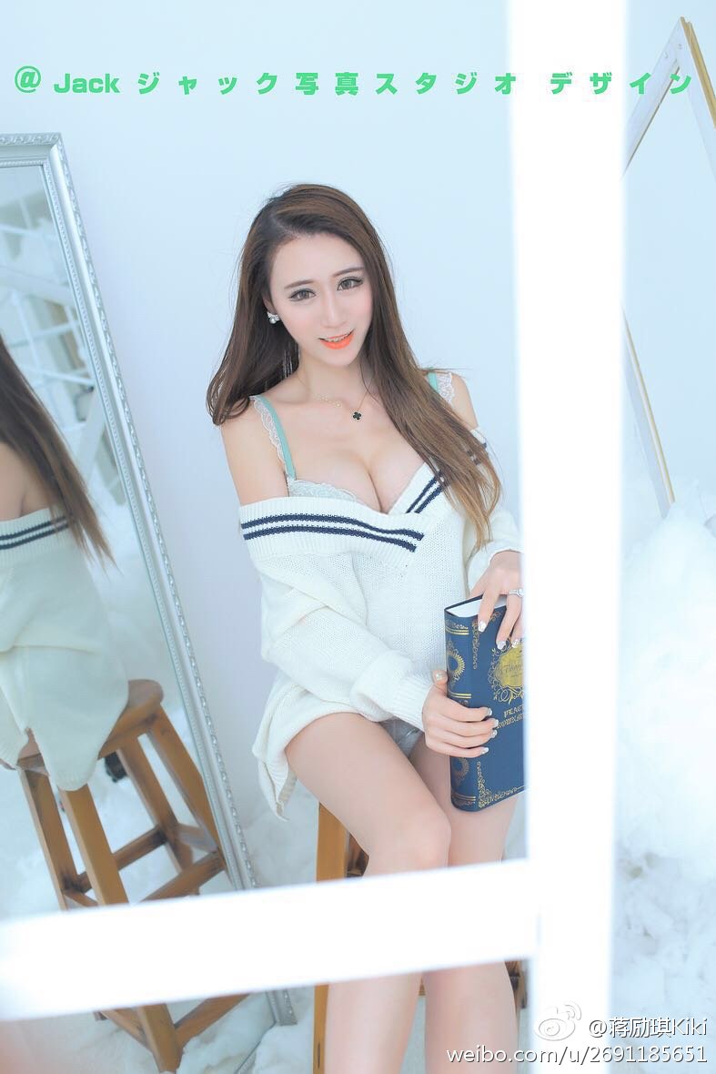 蒋励琪Kiki- 性感女模微博私房写真