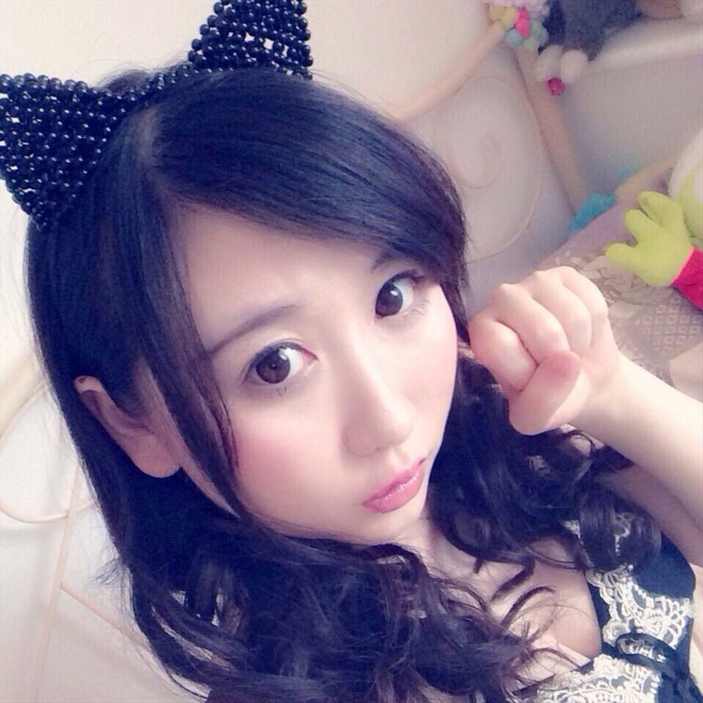 仓咲奈央- 17代超短裙警察女子组合成员