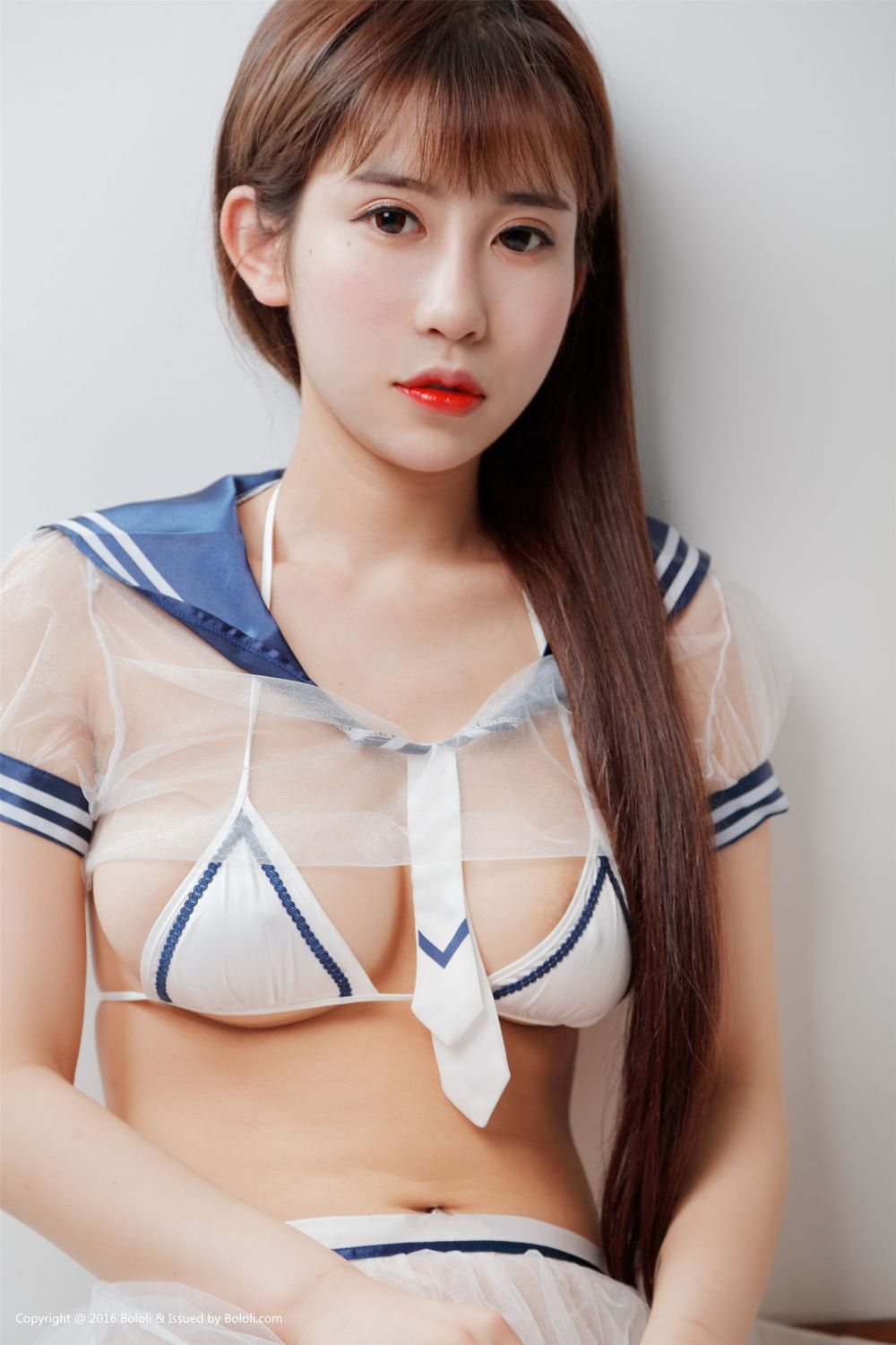 悠悠- [BoLoli波萝社新刊]高清写真图 BOL.84 百变魔女