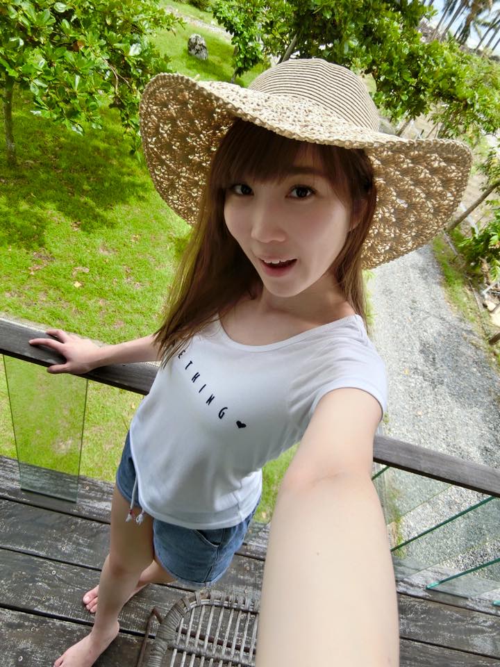 凤梨妹- 电竞女神FB美照合集