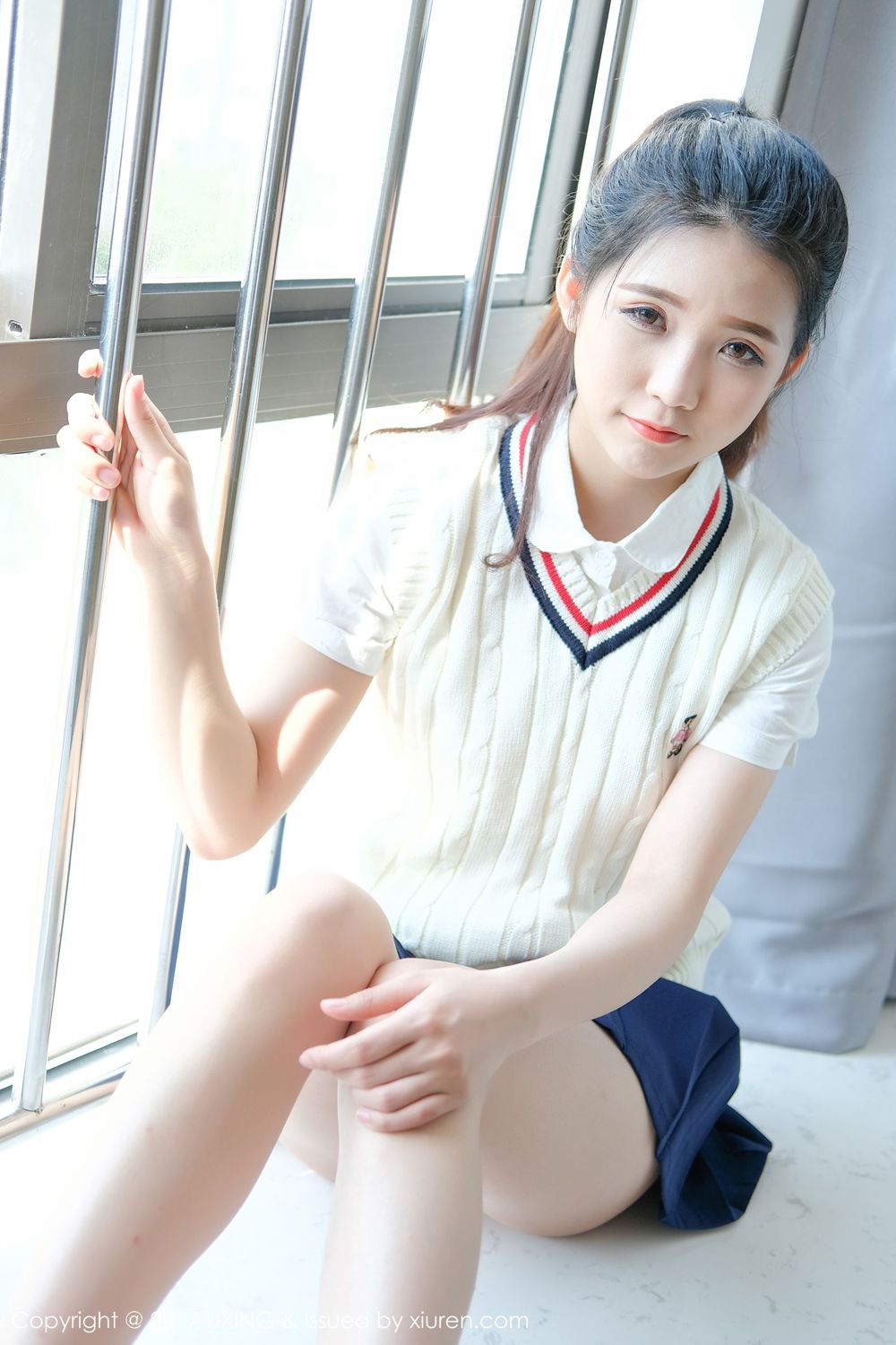 清纯妹子可爱的小叶子 学生服清纯甜美动人