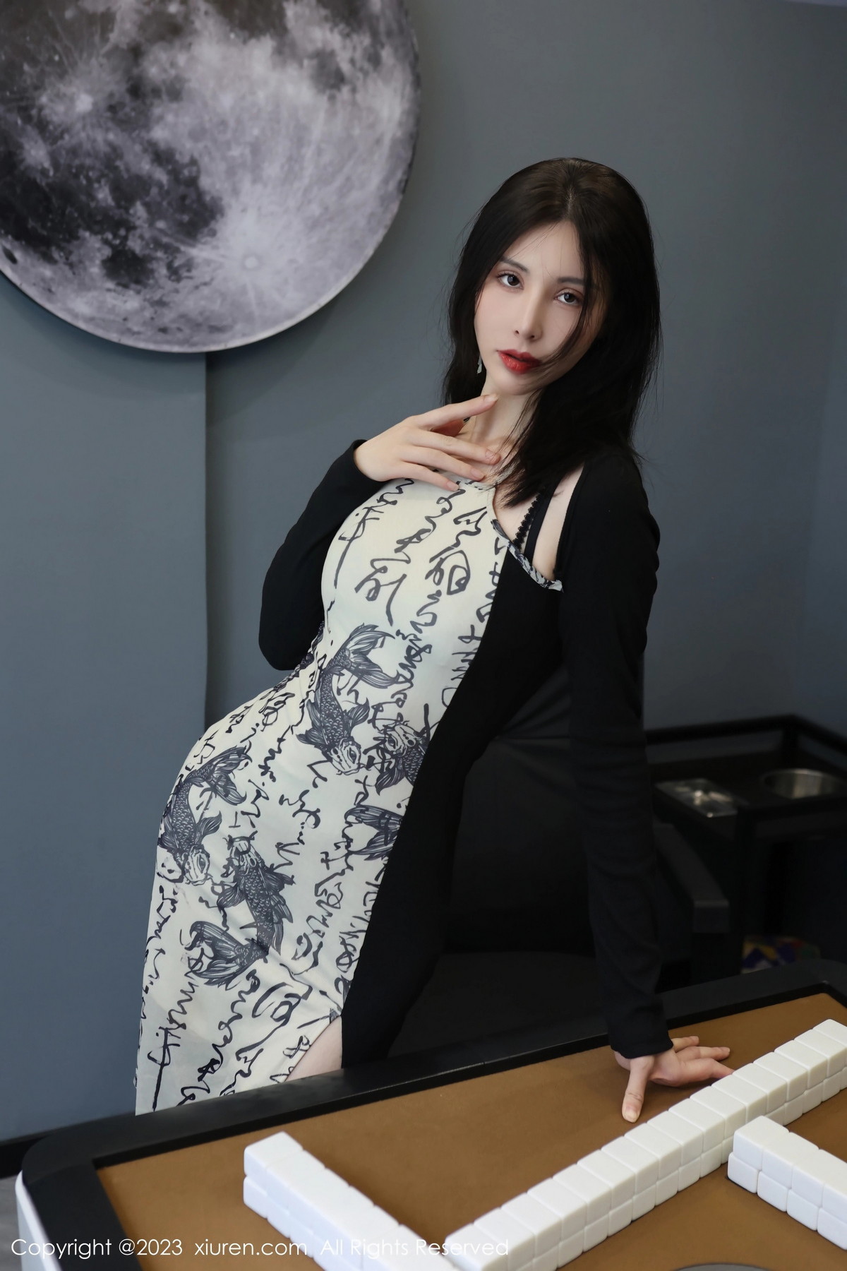 [XiuRen]高清写真图 2023.08.03 No.7178 曼柔 黑丝美腿