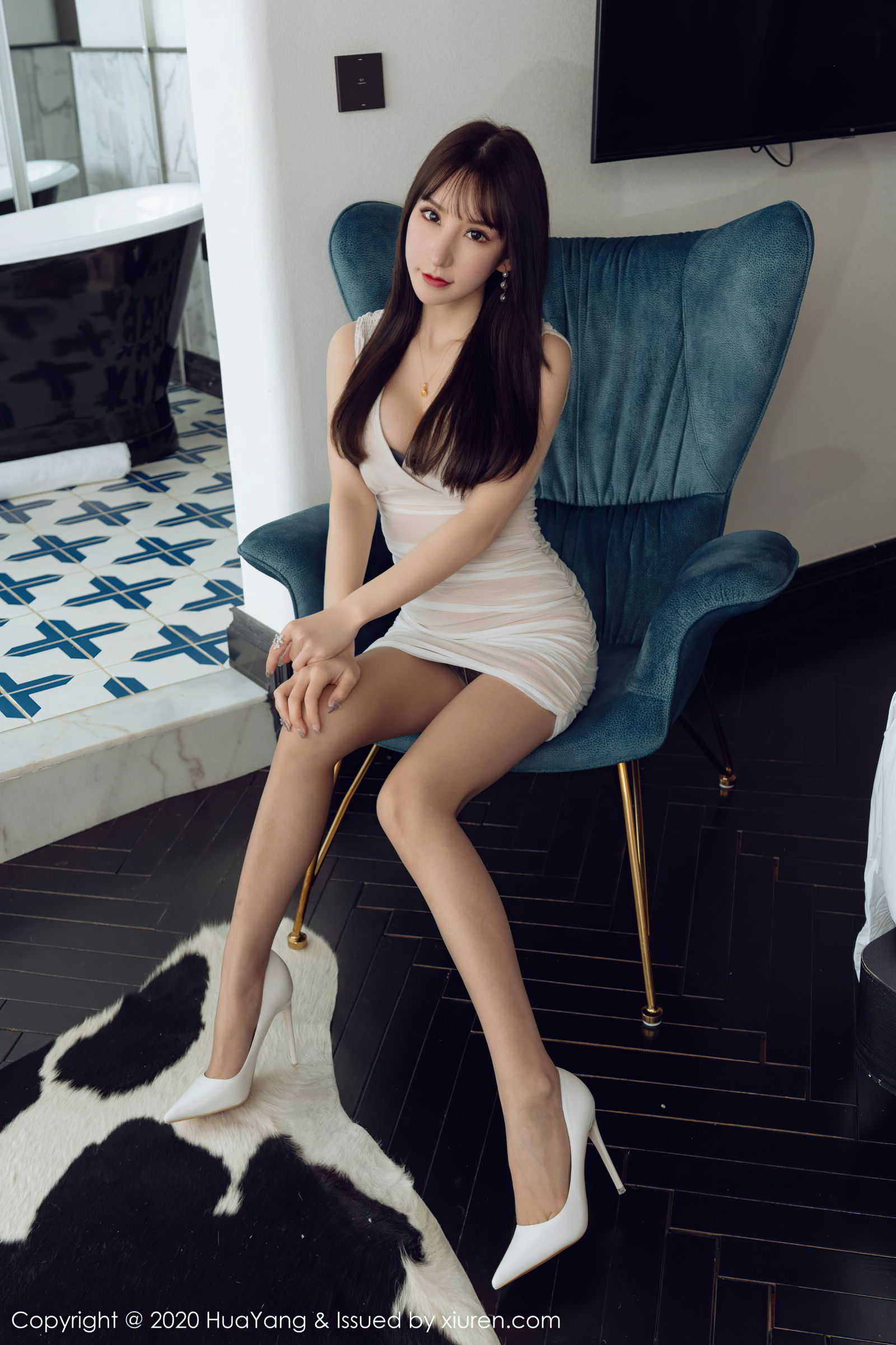 [HuaYang]高清写真图 2020.09.08 VOL.286 周于希Sandy