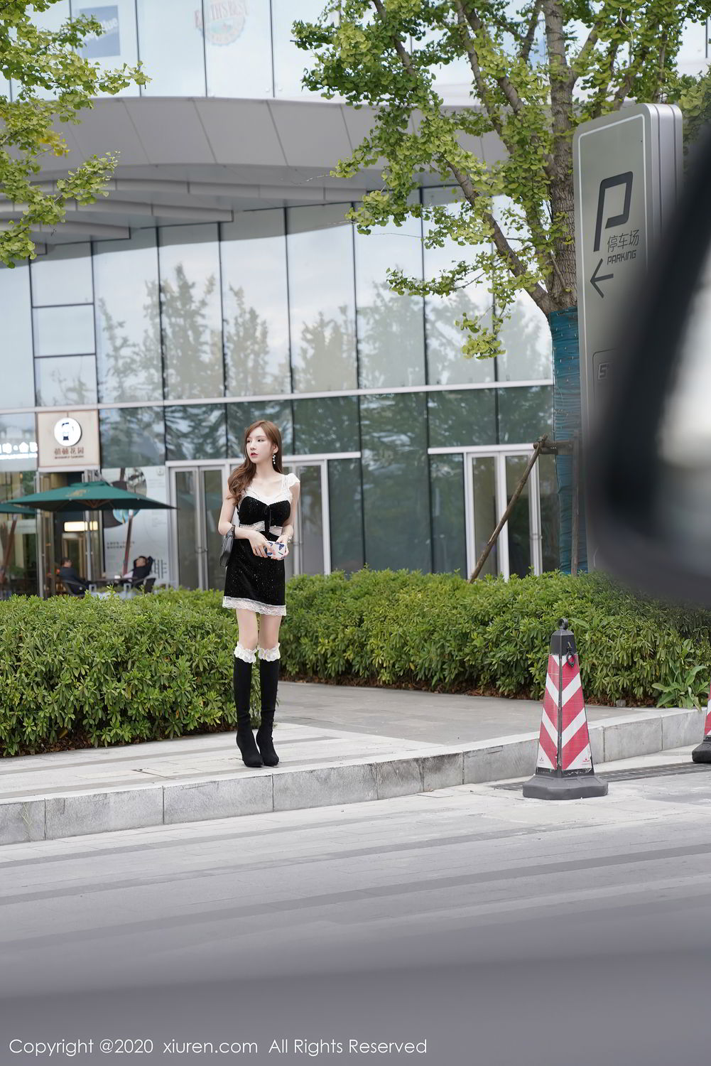 [XiuRen]高清写真图 2020.11.27 No.2832 周于希Sandy