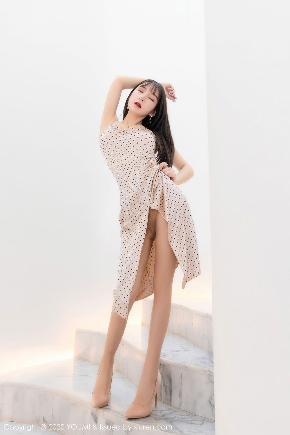[YOUMI]高清写真图 2020.11.11 VOL.556 周于希Sandy