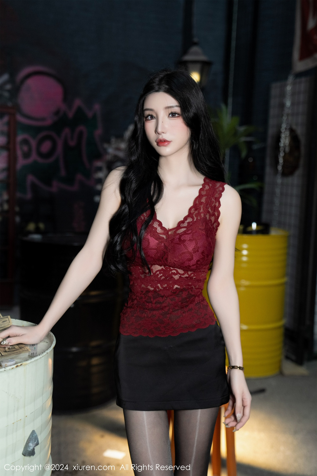 [XiuRen]高清写真图 2024.01.19 No.7993 周于希Sally 黑丝美臀