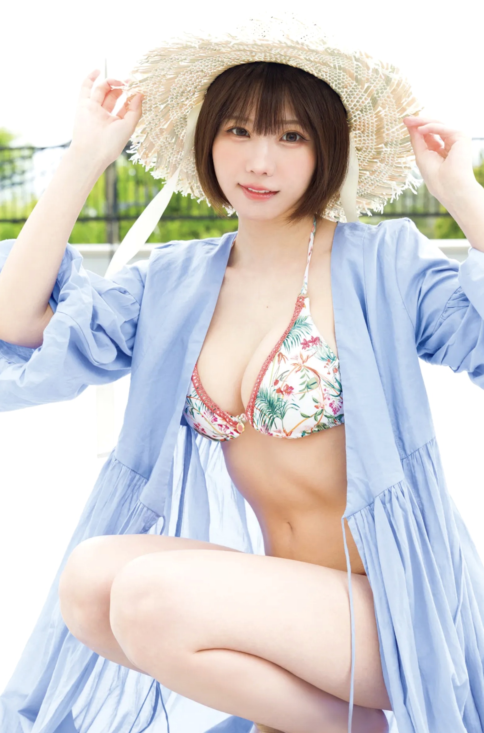 えなこ夏日清凉比基尼写真，肤白貌美演绎极致清纯与性感风情