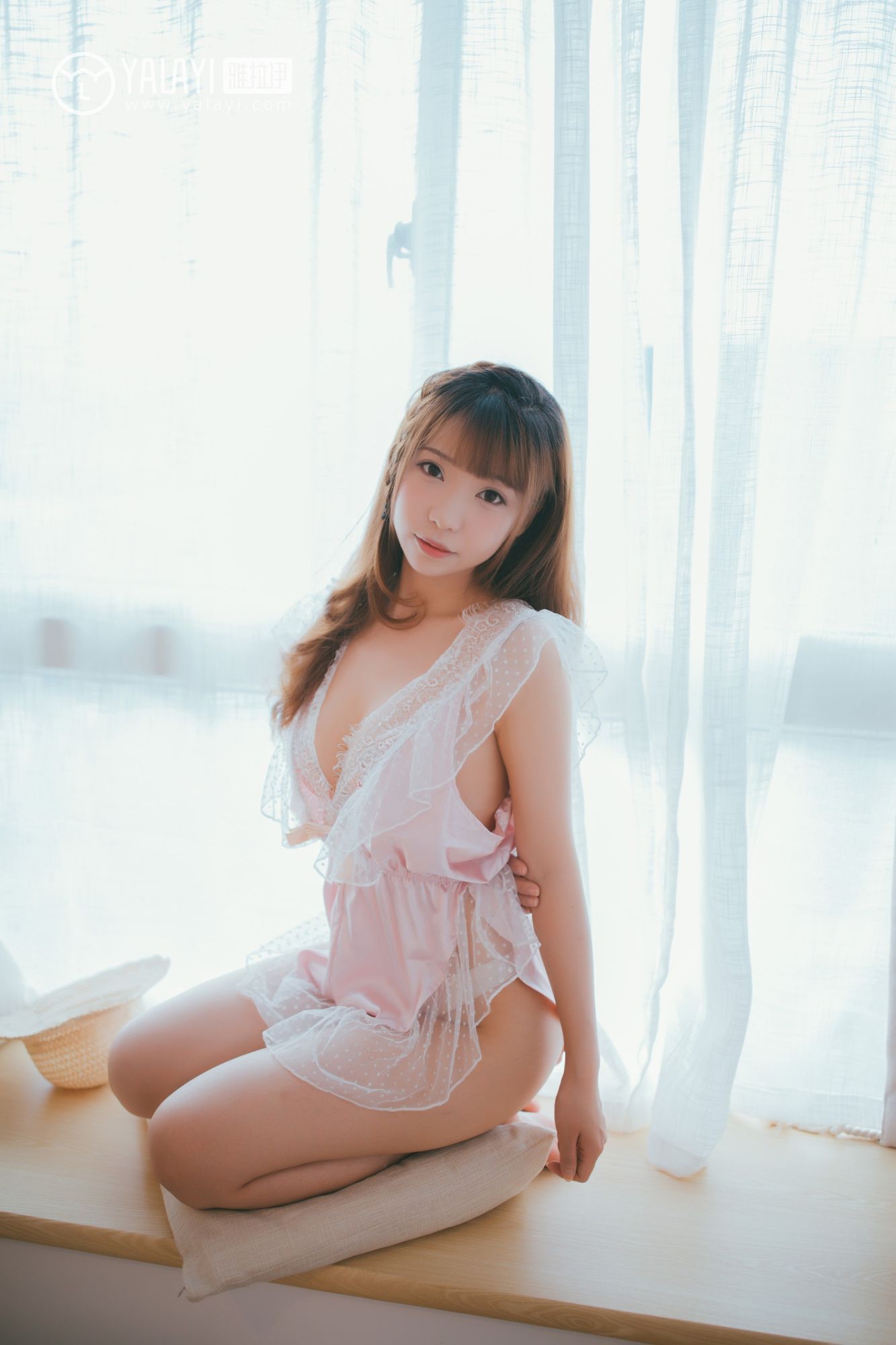 [YALAYI雅拉伊]高清写真图 2018.09.05 No.064 凝望 水花儿