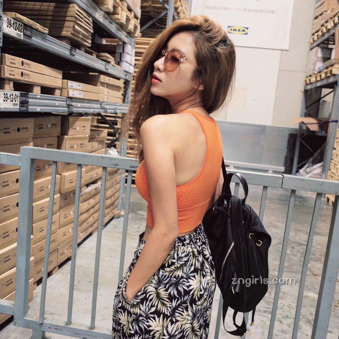 长腿正妹吕妍芯 身材出众气质迷人