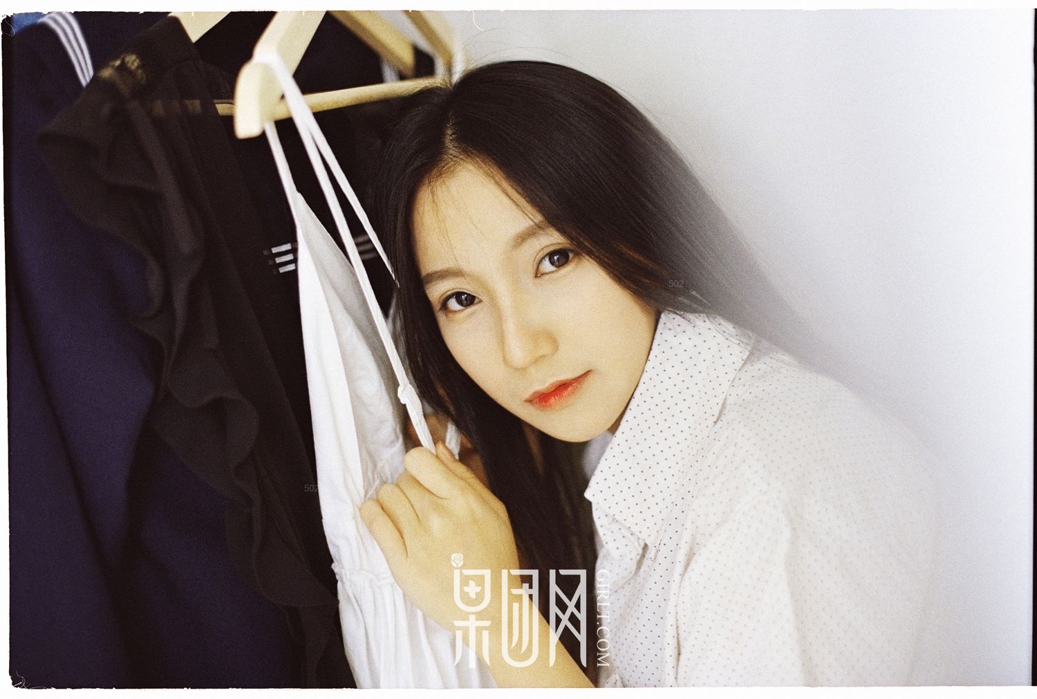 甜美女神范雅惠 牛奶般雪白肌肤