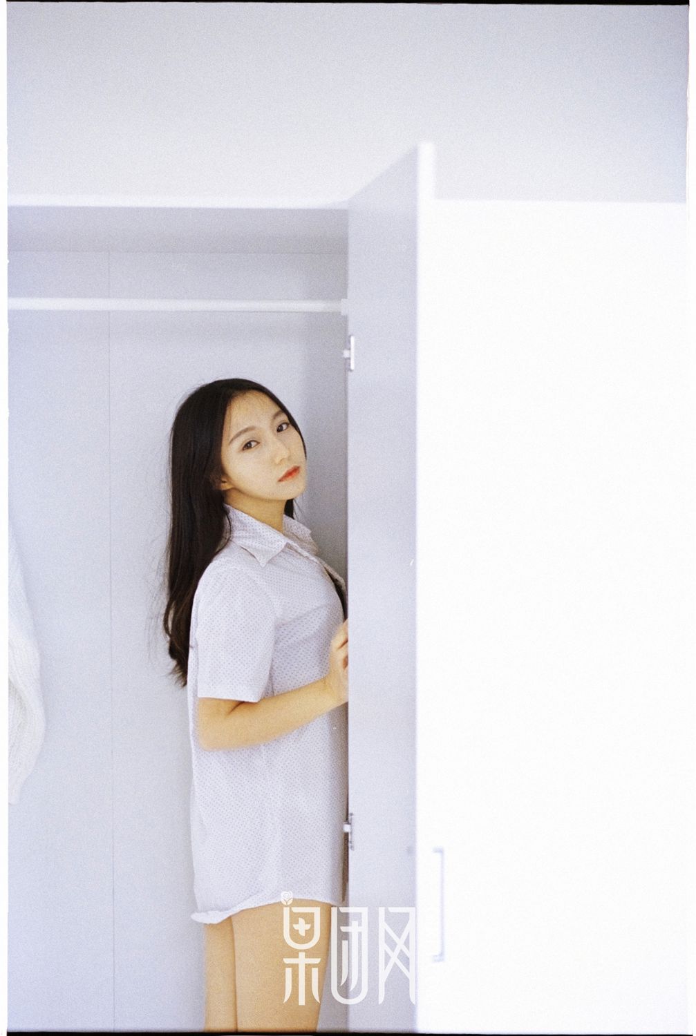 甜美女神范雅惠 牛奶般雪白肌肤