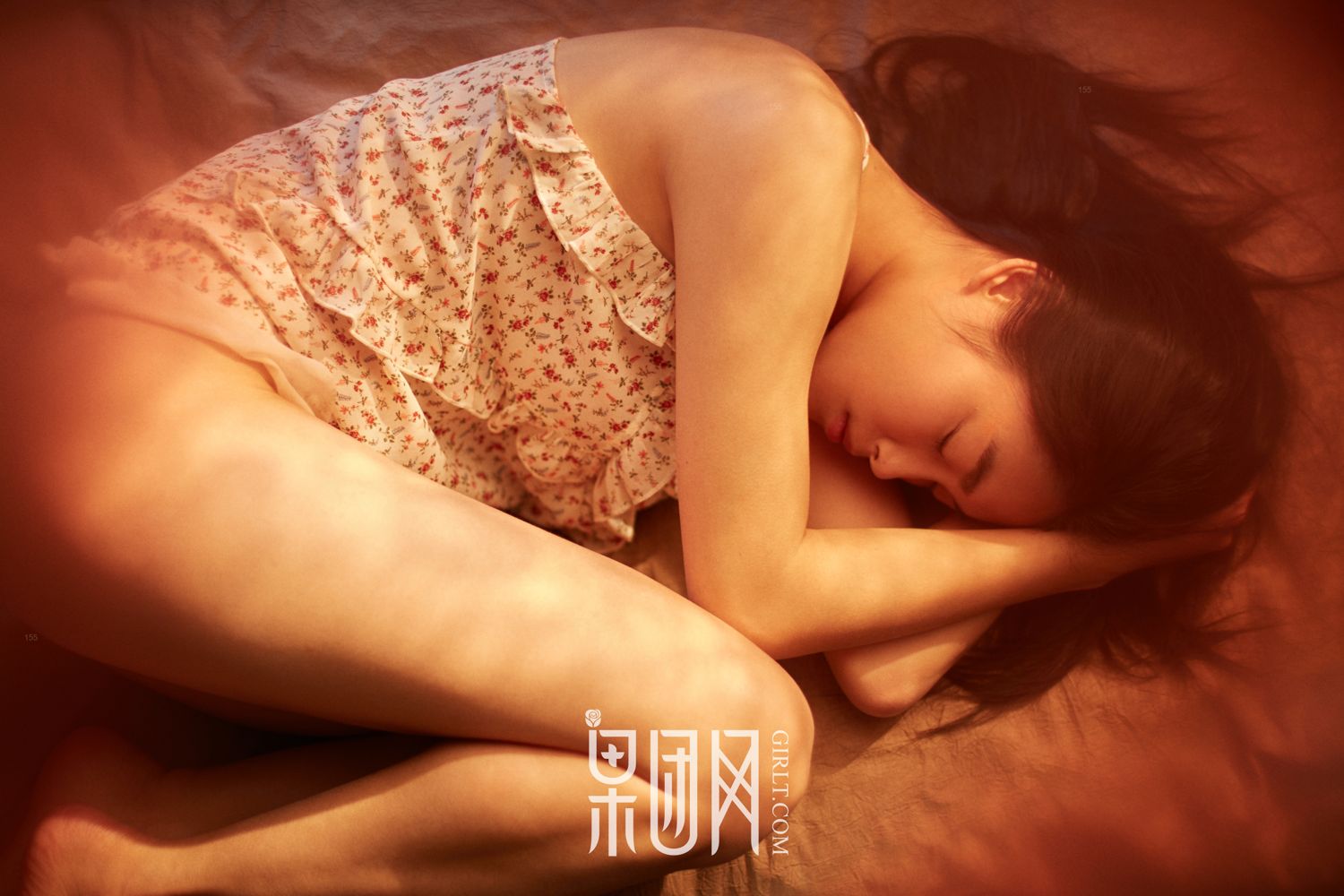 蔷薇女神 白色蕾丝内衣诱惑