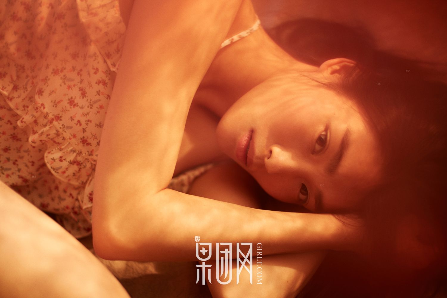 蔷薇女神 白色蕾丝内衣诱惑