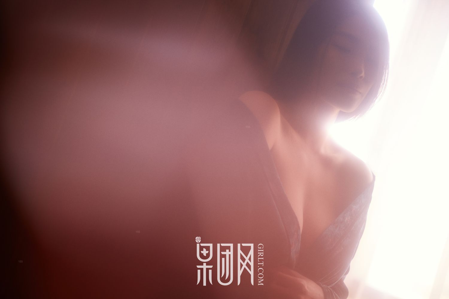 蔷薇女神 白色蕾丝内衣诱惑