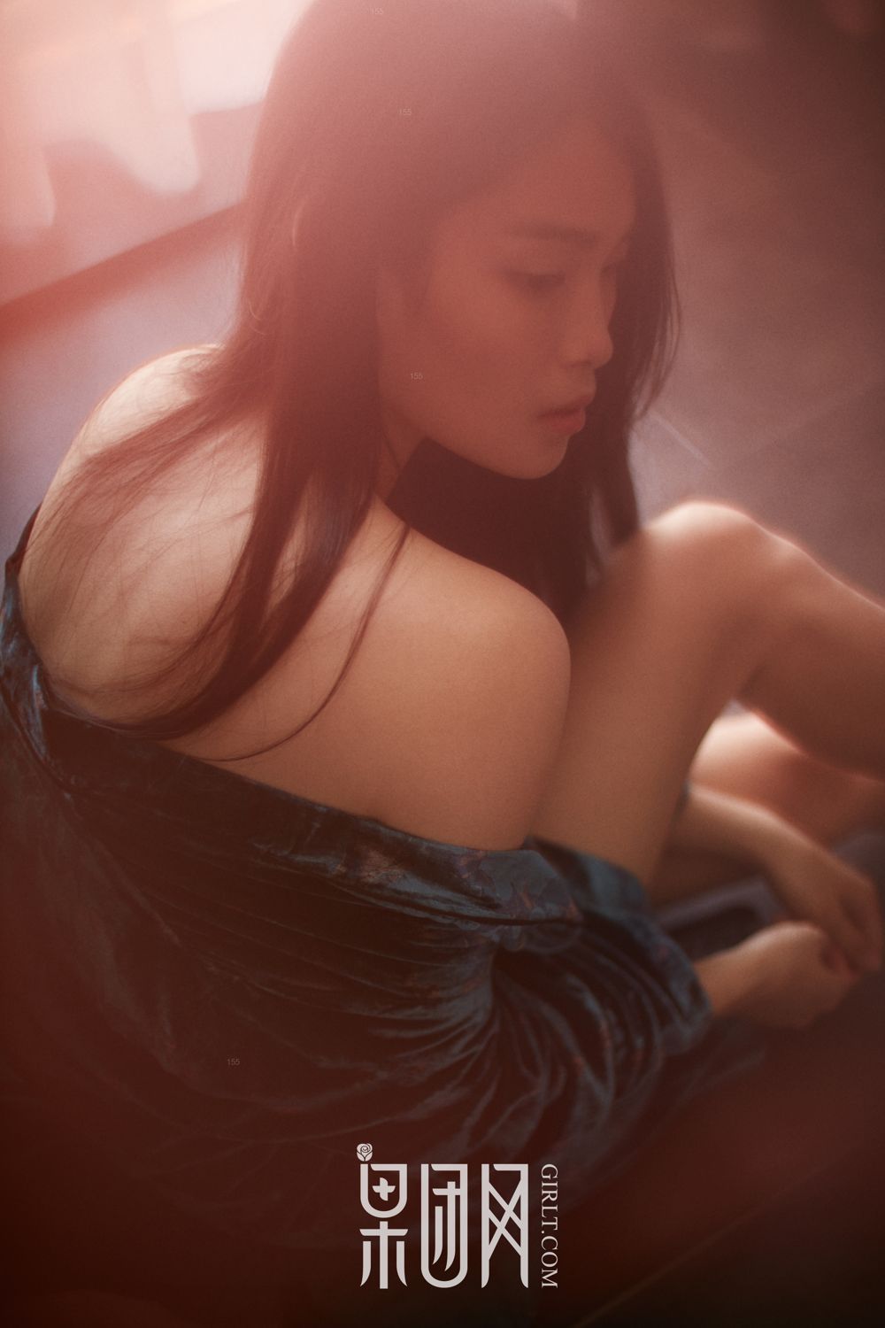 蔷薇女神 白色蕾丝内衣诱惑