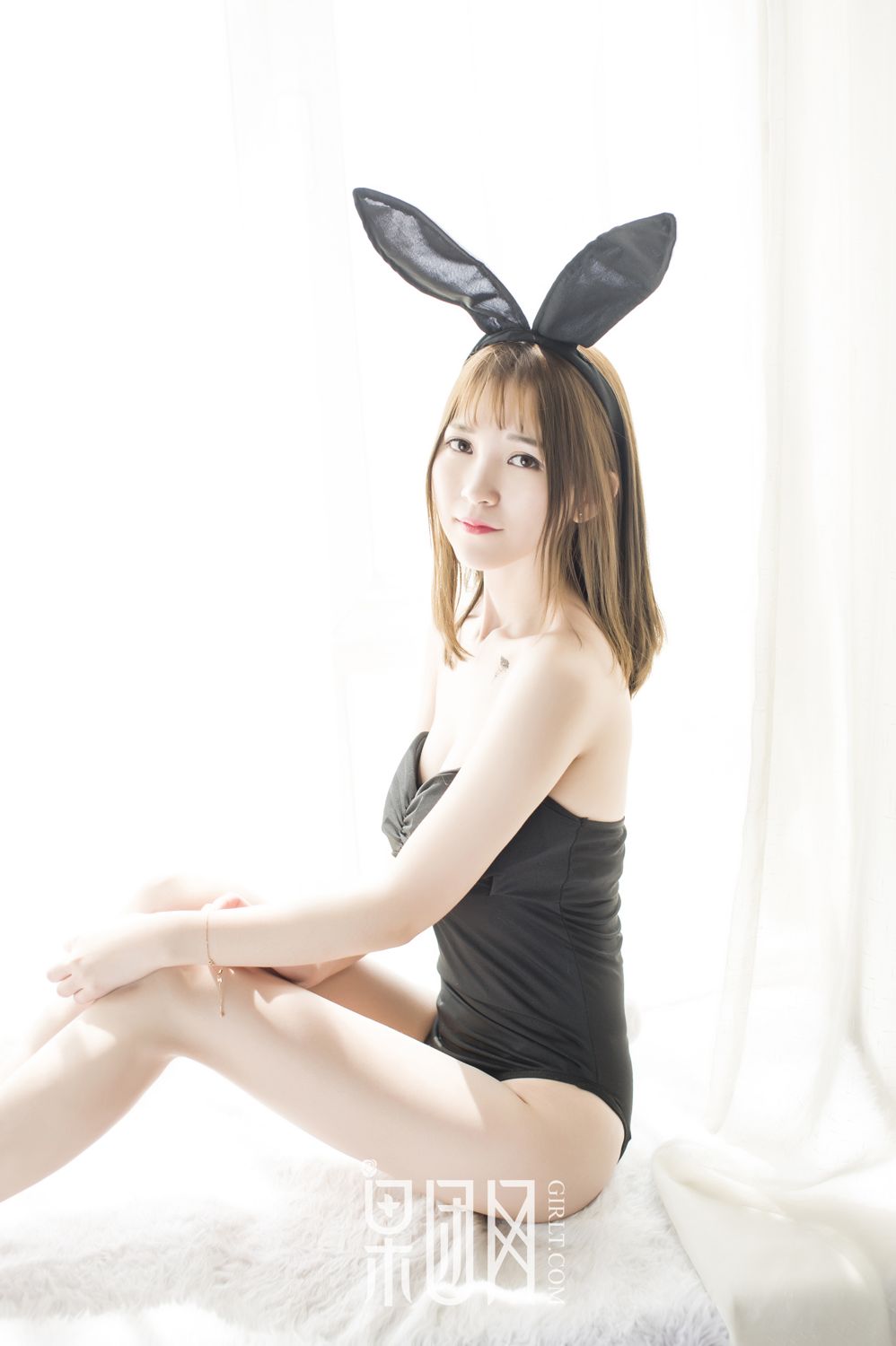 青纯玉女桃桃 蕾丝兔性感爆棚