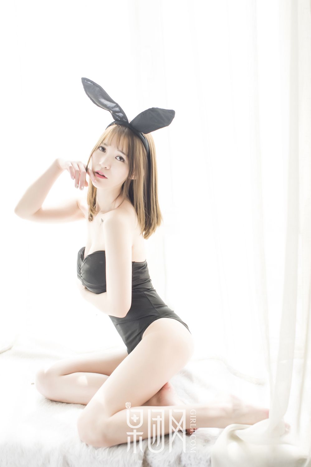 青纯玉女桃桃 蕾丝兔性感爆棚