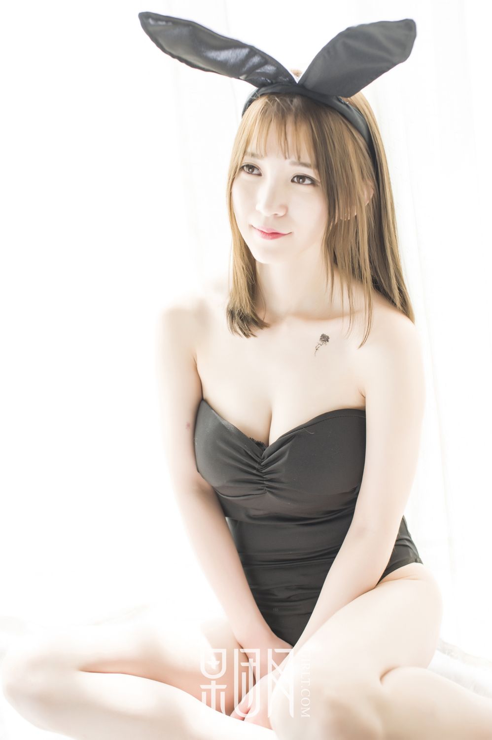 青纯玉女桃桃 蕾丝兔性感爆棚