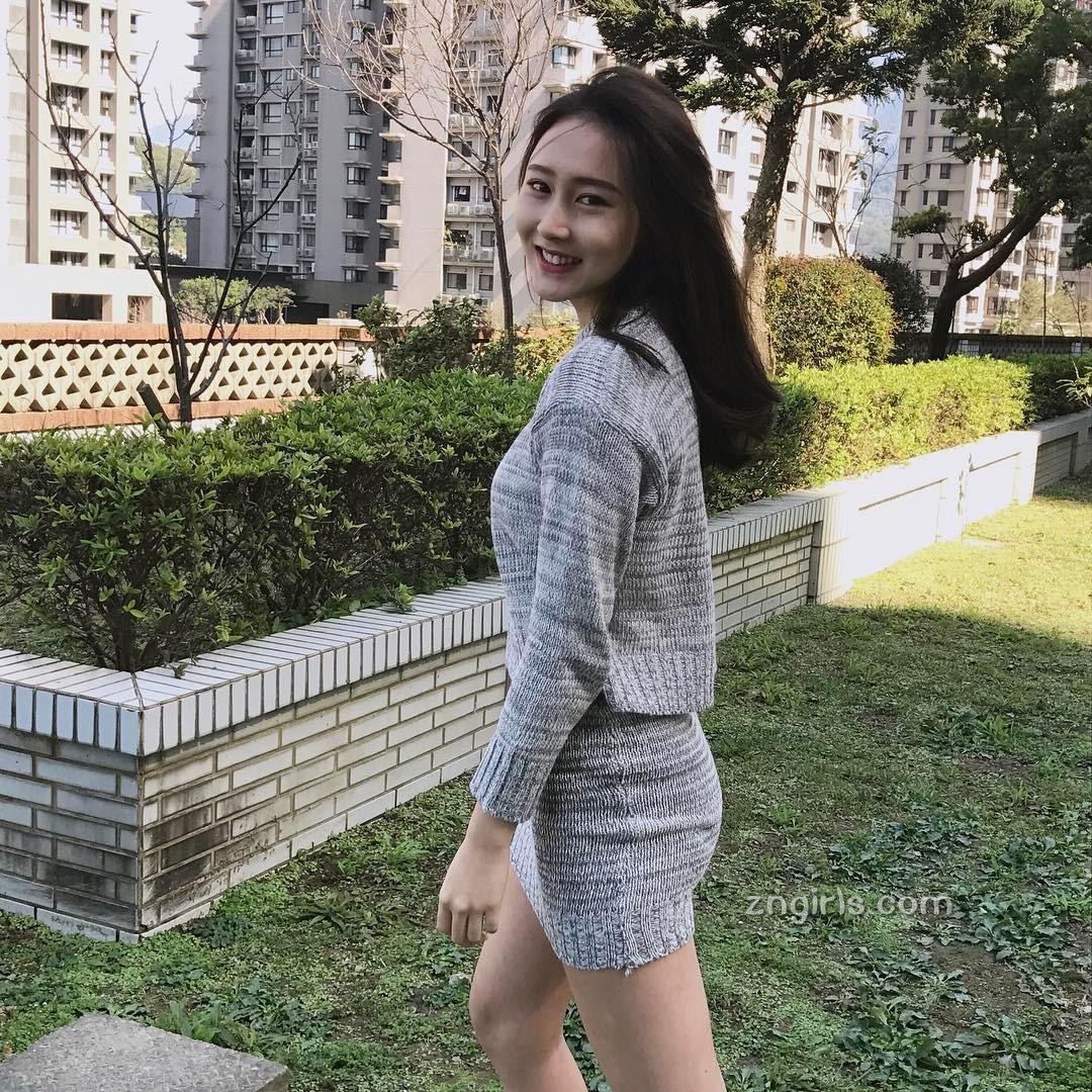 中越混血美女顾庭瑄 「 背、胸、腿三绝」