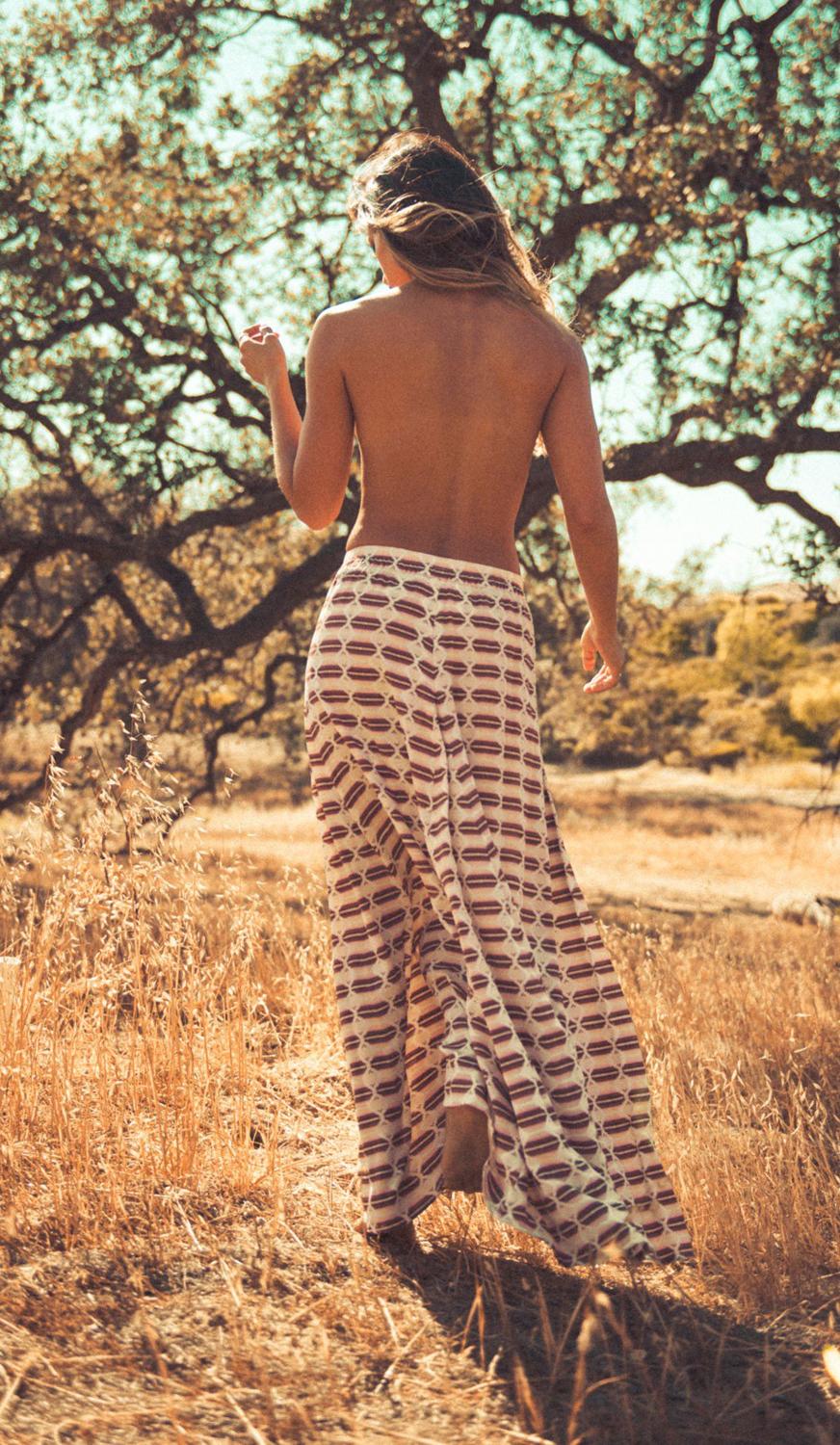 Rachel Barnes- 户外性感写真大片