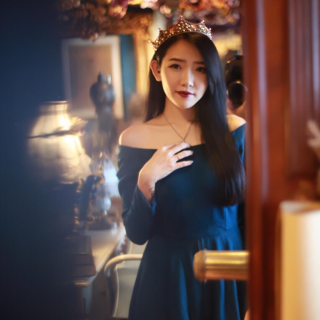 白嫩美女许允乐 可爱私房照太诱人