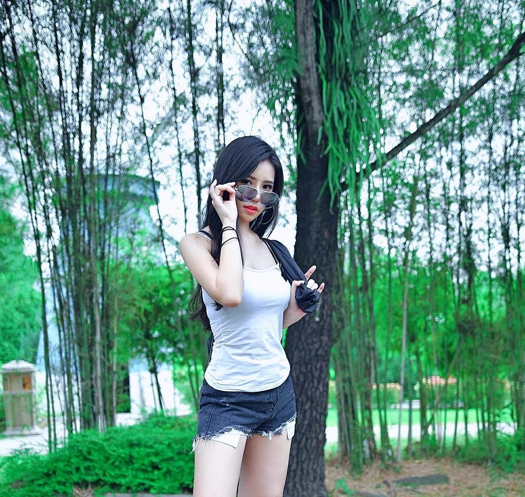 大马槟城正妹Boey Phoong 身材曼妙脸蛋美