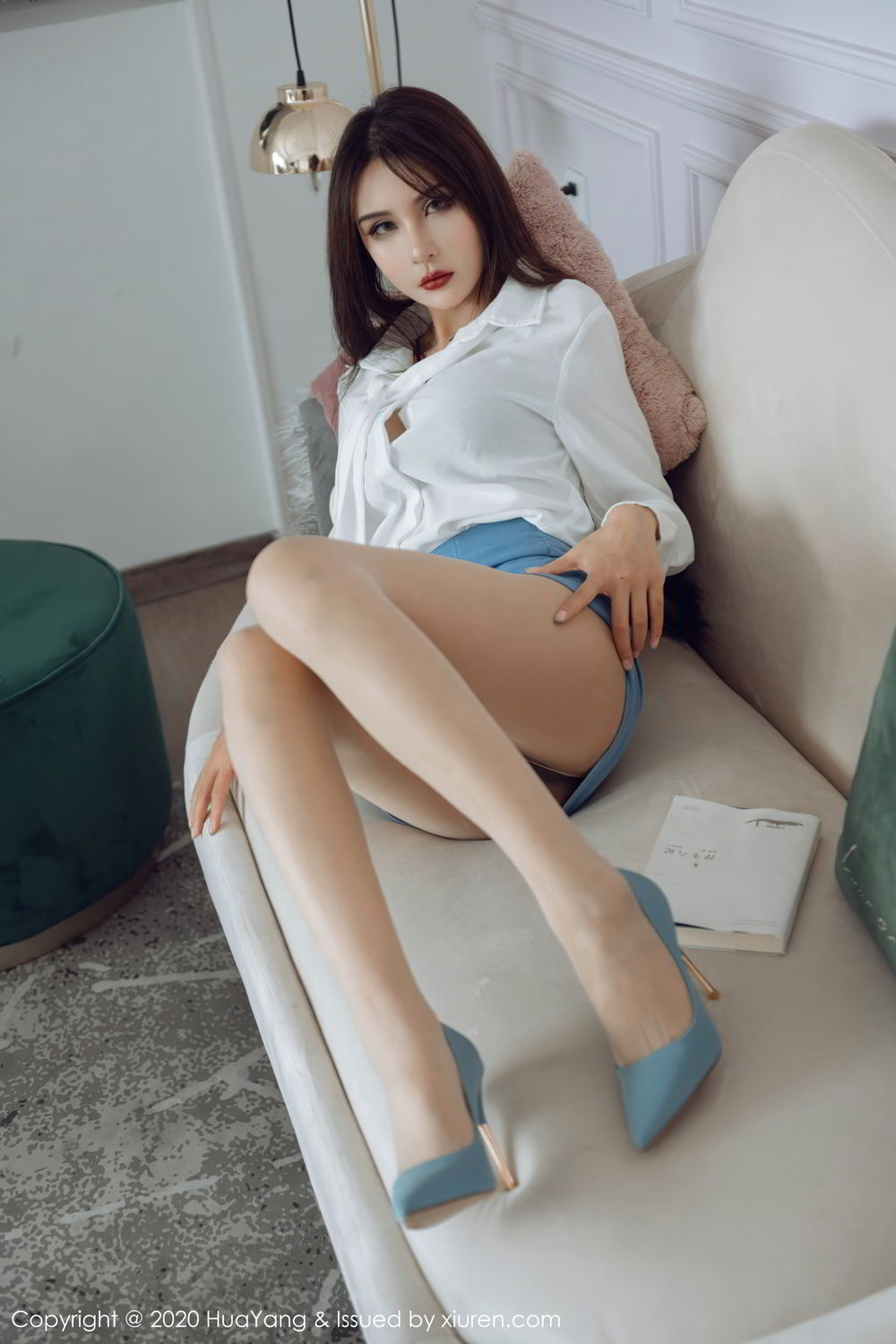 [HuaYang]高清写真图 2020.09.16 VOL.291 Emily顾奈奈