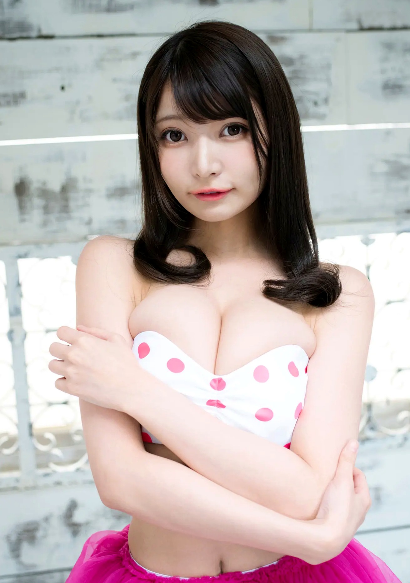 似鳥沙也加 - フェチグラビア creamy. [36P] 日本童颜巨乳女神性感内衣黑丝私房美图
