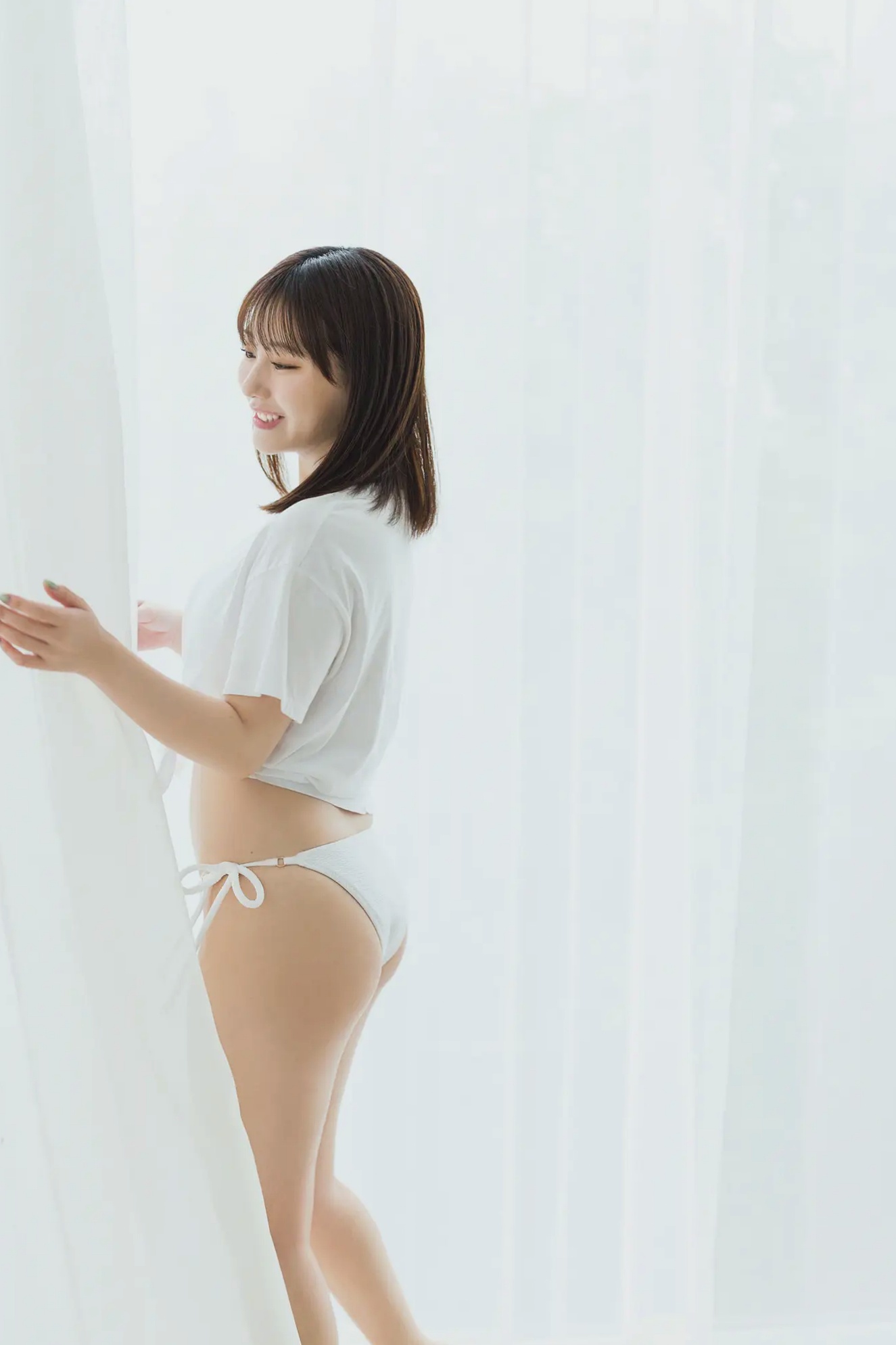 田中美久 - 纯白比基尼纯欲家居私房写真 ヤンマガアザーっす！[51P]