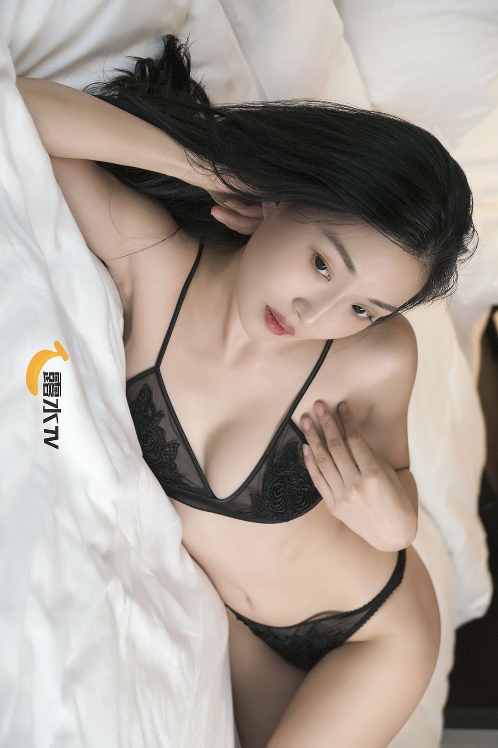 郭小麟- [露水TV]高清写真图 纯黑蕾丝内衣