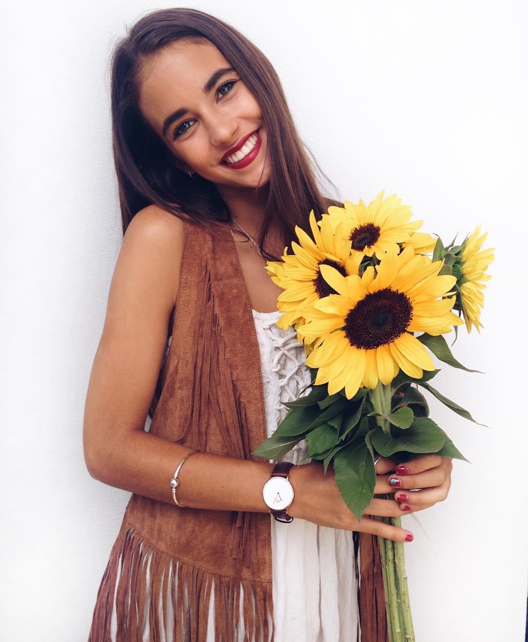 澳洲天使级正妹「Renee Herbert」美颜私房照