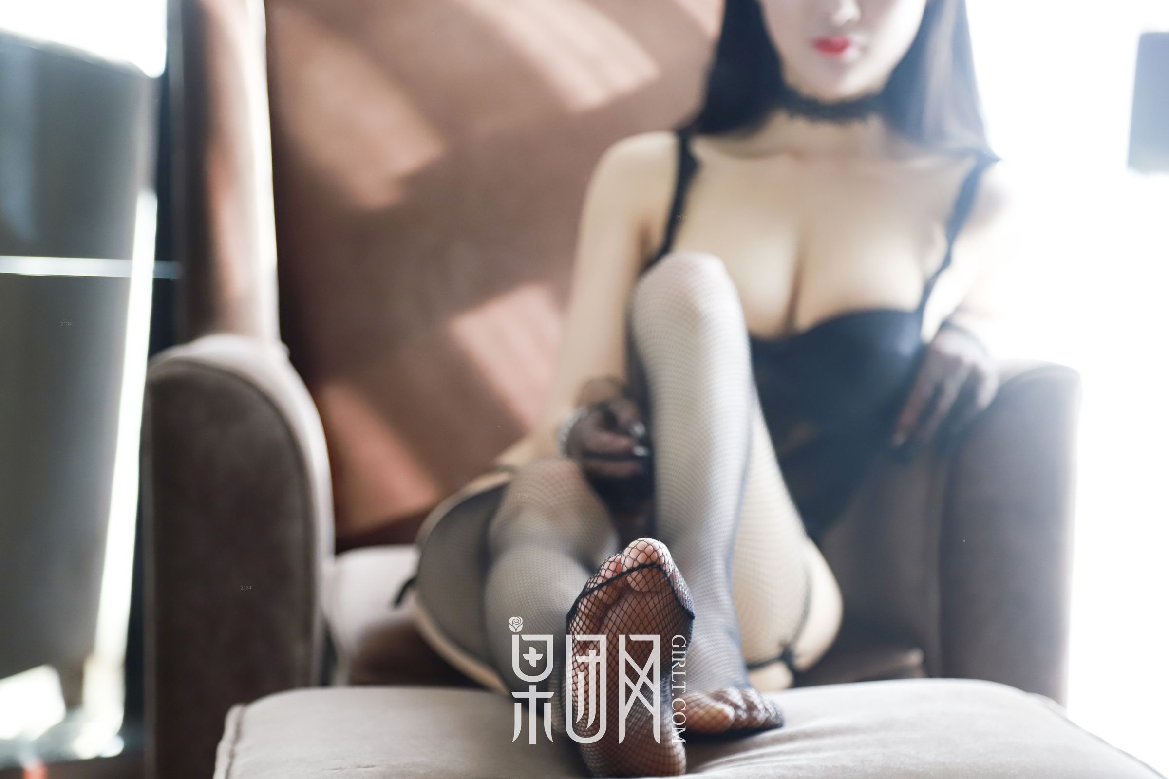 今夜，娇艳红唇帮你心脏复苏！
