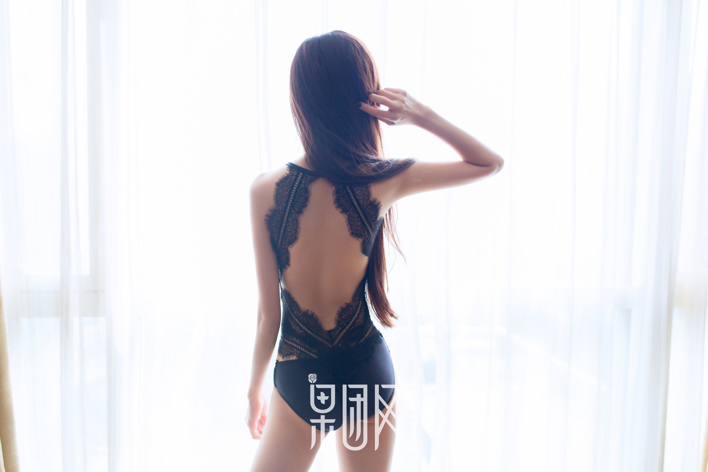 坠入凡间的仙子，等待田耕回来的夫君！