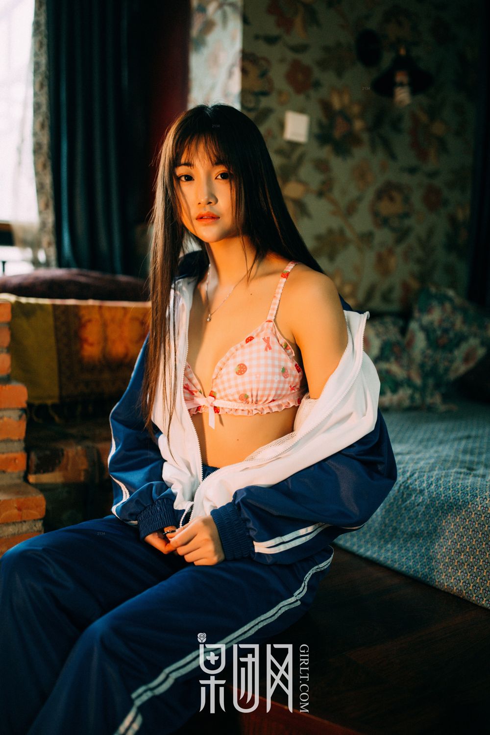 学生妹妹的校服风情！
