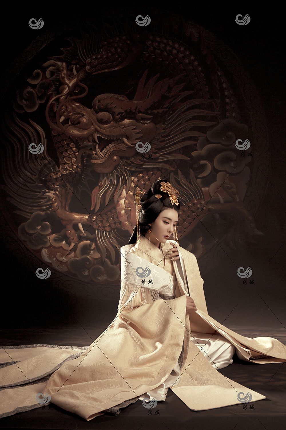 [TouTiao头条女神]高清写真图 2019-12-13 风华绝代武则天 莫晓希