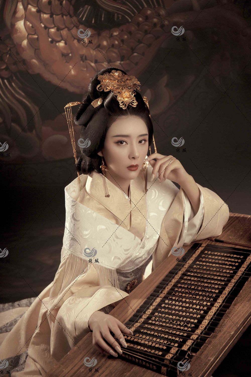 [TouTiao头条女神]高清写真图 2019-12-13 风华绝代武则天 莫晓希