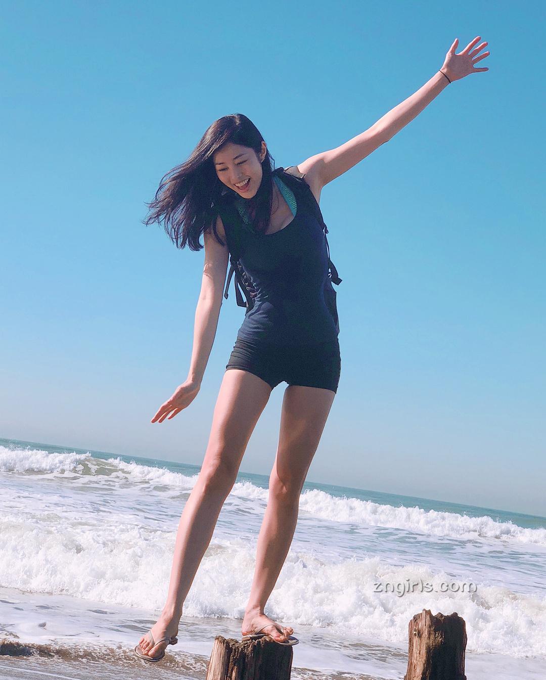 好猖狂！比基尼正妹Danielle S波涛胸涌