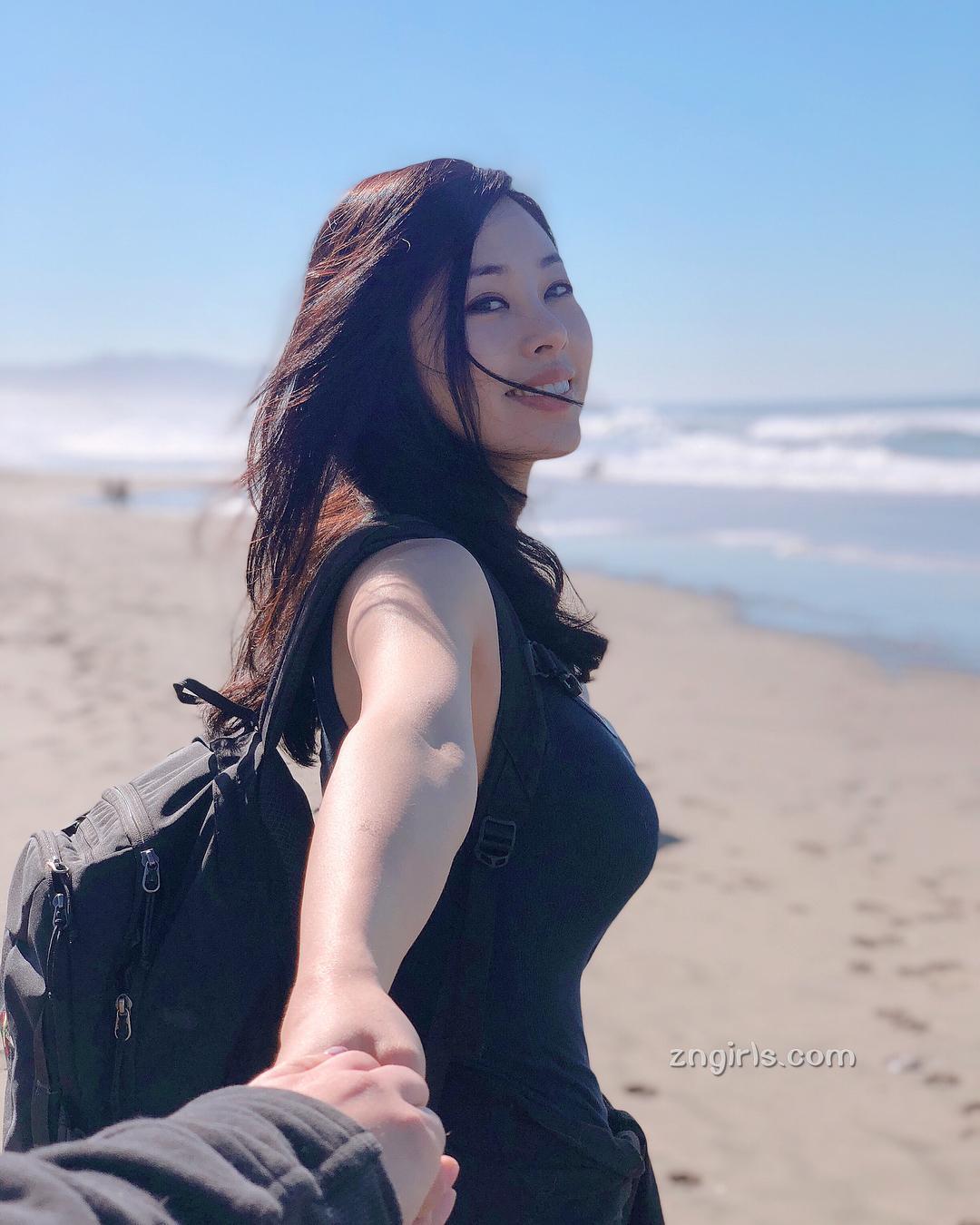 好猖狂！比基尼正妹Danielle S波涛胸涌