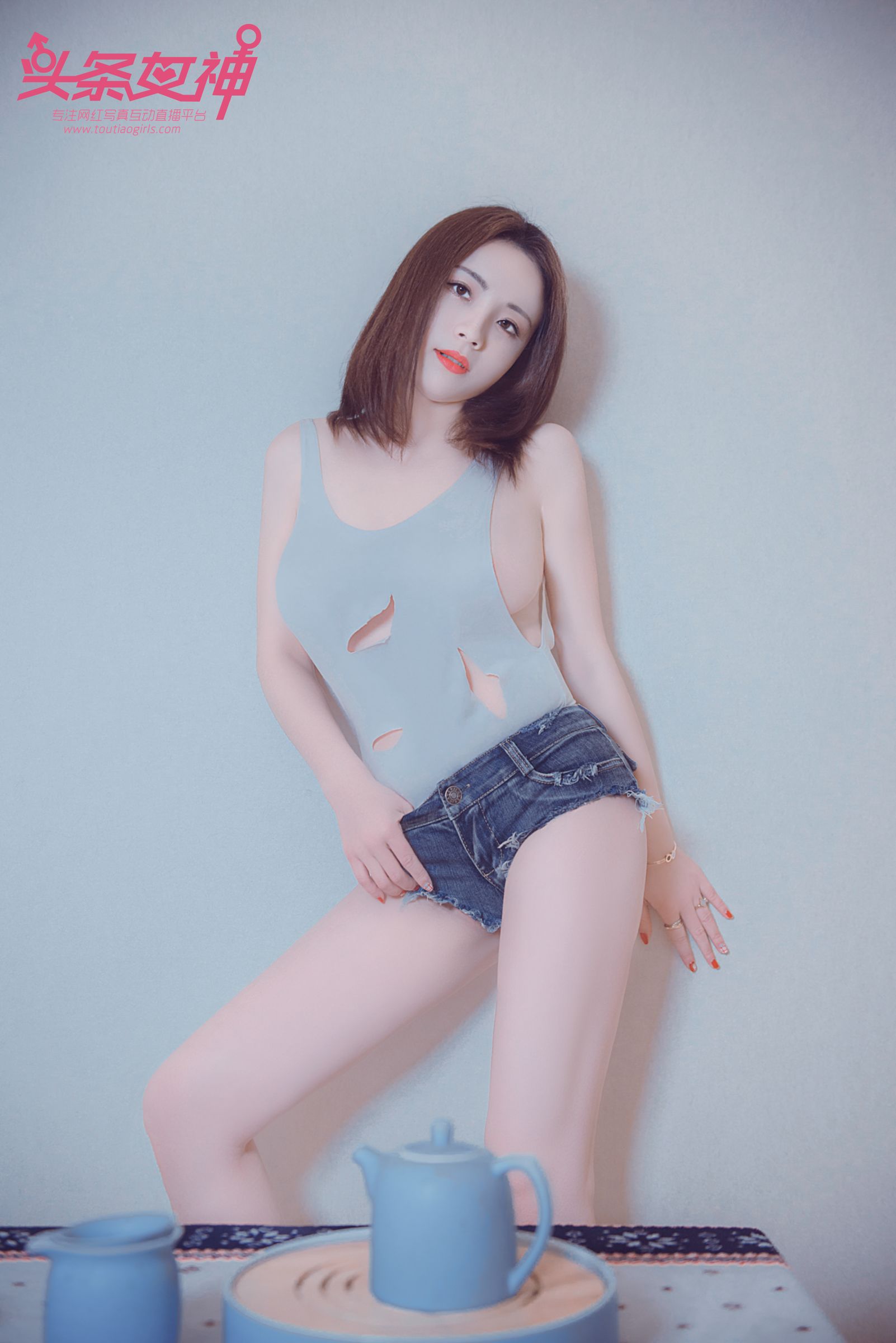 迪爱儿的跨栏背心