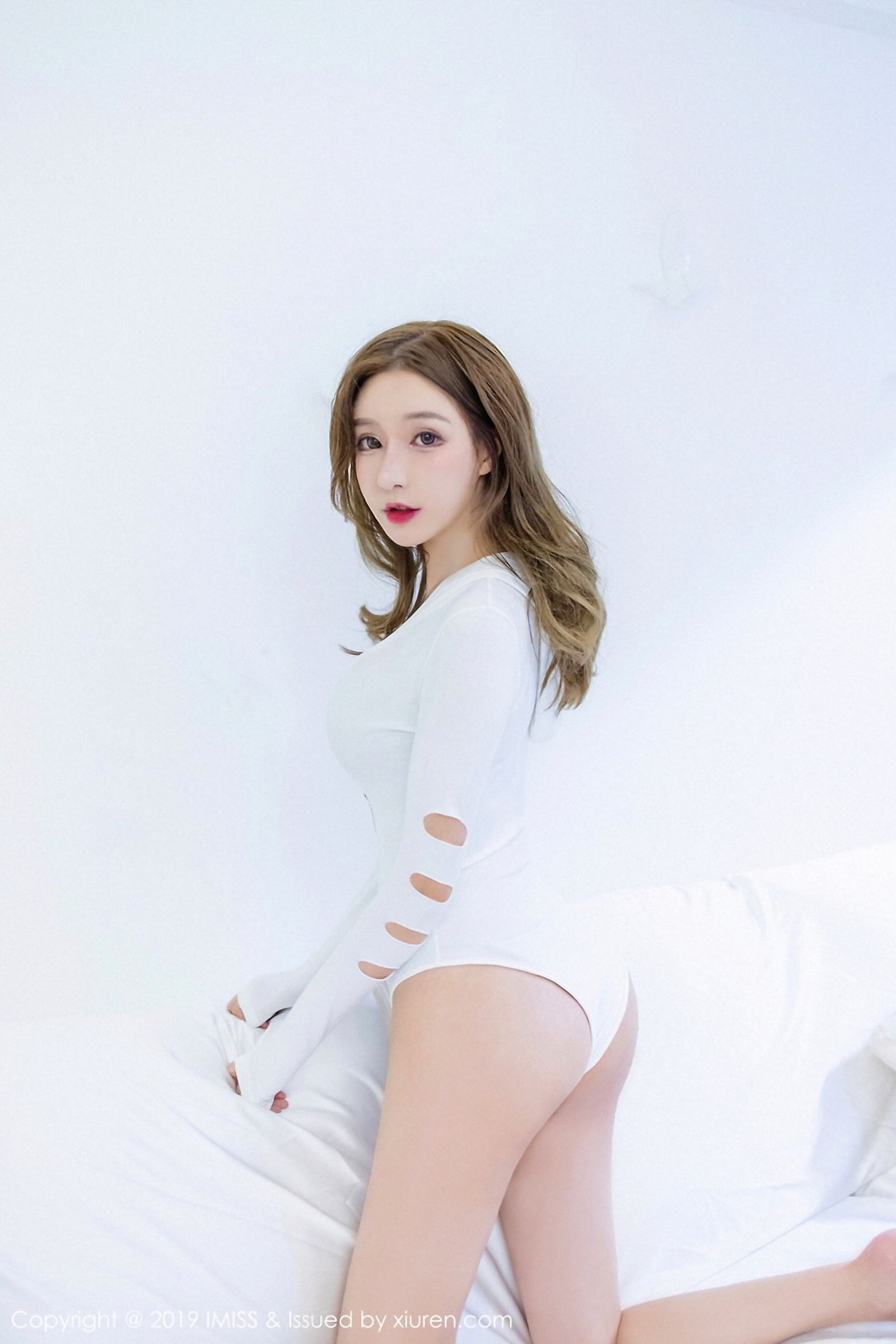 甜美新人小琳 雪肌肤色奇美