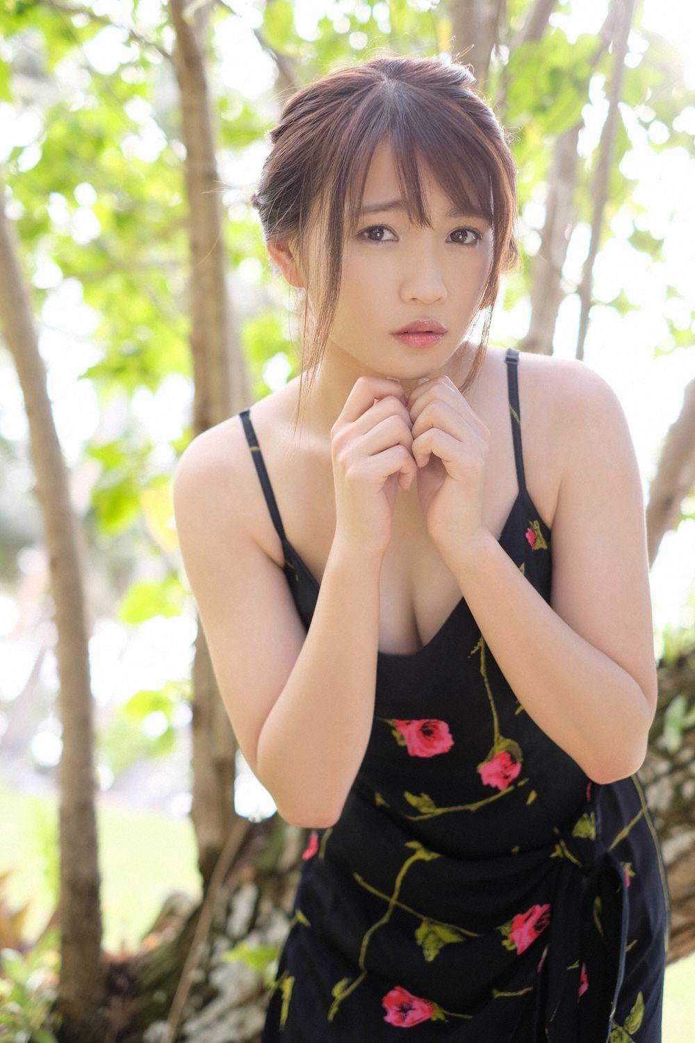 志村理佳- [YS-Web]高清写真图 Vol.805 天然ピュアホワイトボディ