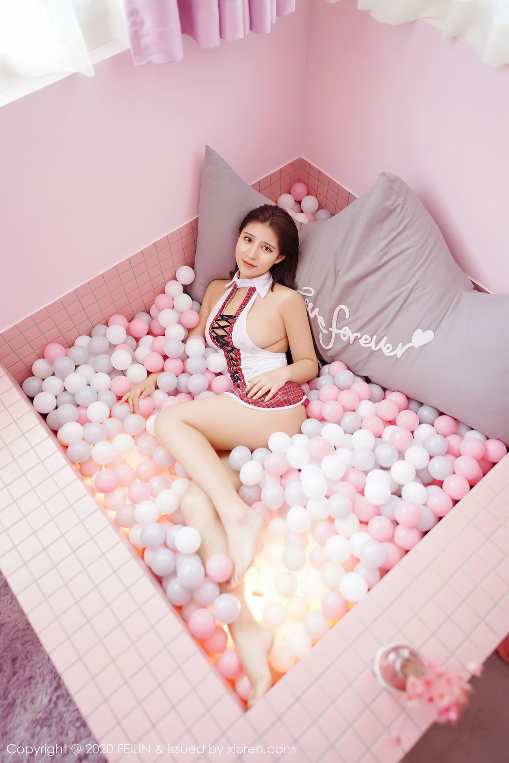 [FEILIN]高清写真图 2020.09.03 VOL.340 久久Aimee