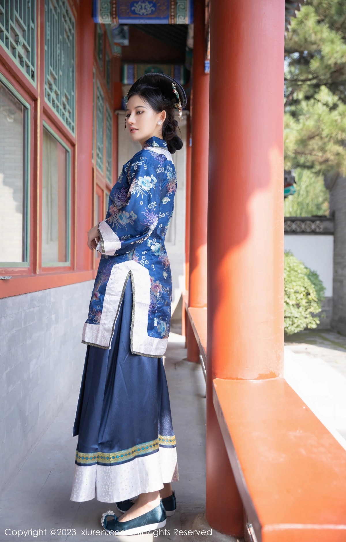 [XiuRen]高清写真图 2023.03.10 No.6398 就是阿朱啊 宫廷服饰