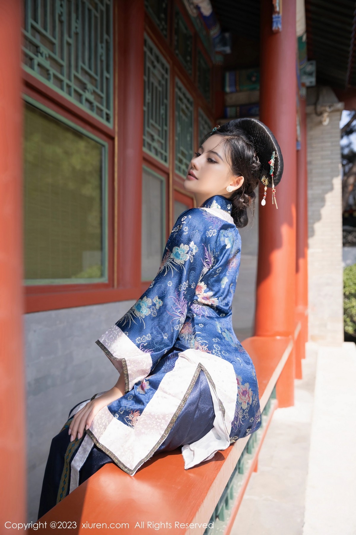 [XiuRen]高清写真图 2023.03.10 No.6398 就是阿朱啊 宫廷服饰